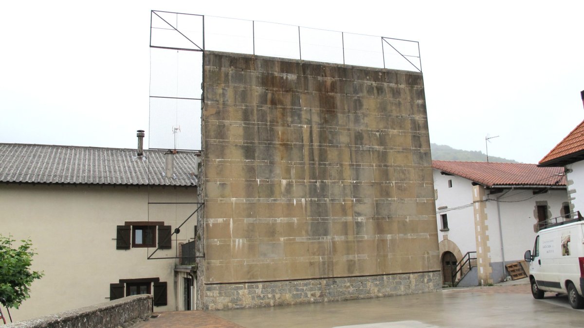 Pilotalekua, Bizkarreta-Gerendiain