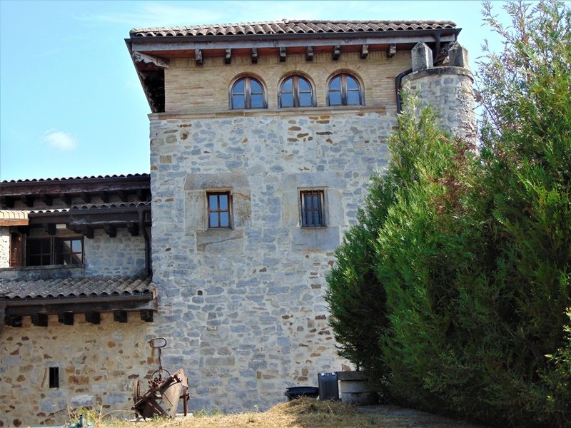 Isasmendi Jauregia Ozetan