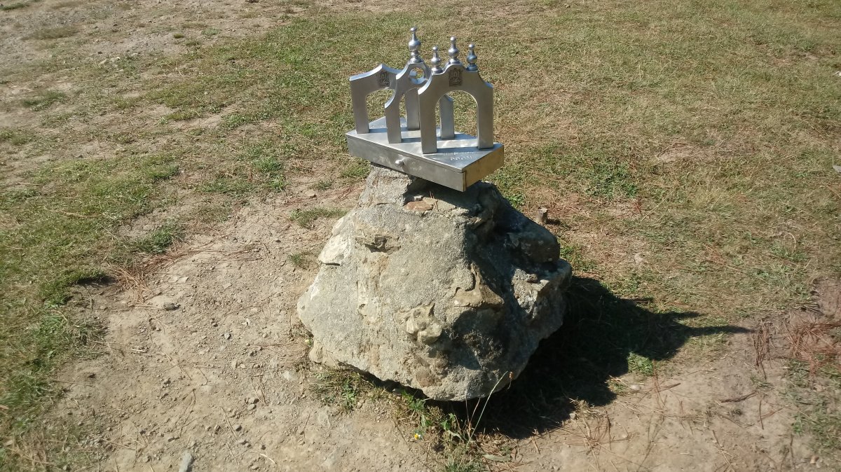 Besaide (555m) postontzia