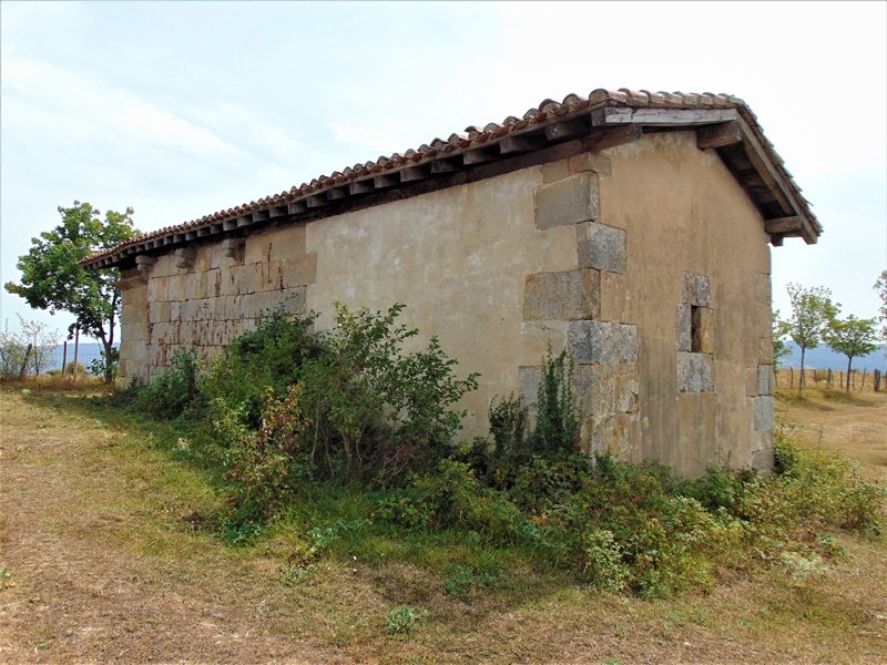 San Julian Eta Santa Basilisa de Aistra Ermita Zalduondon