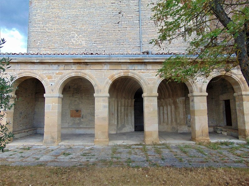 San Kristobal Eliza Heredian