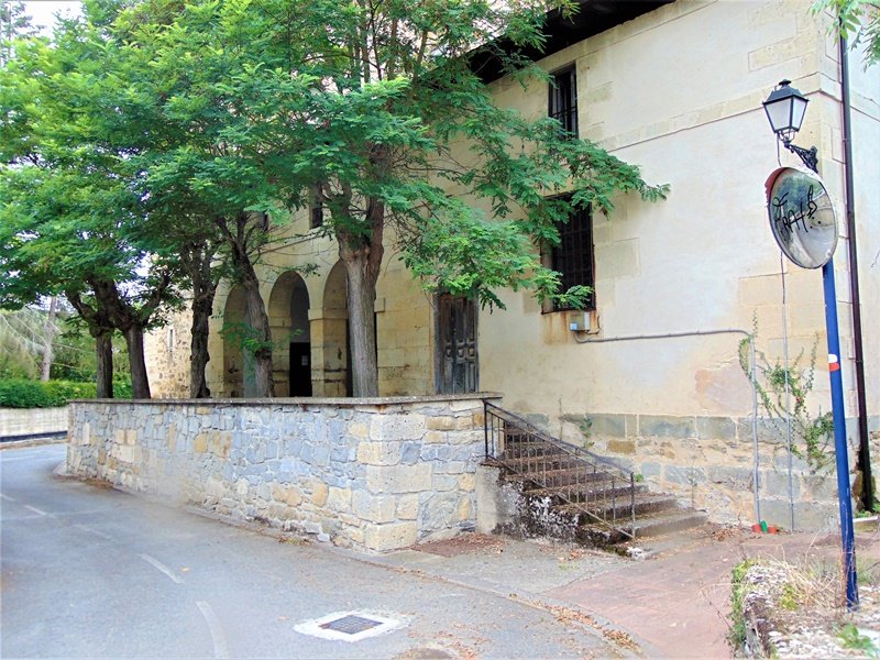 Asuncion Eliza Uribarri Nagusian