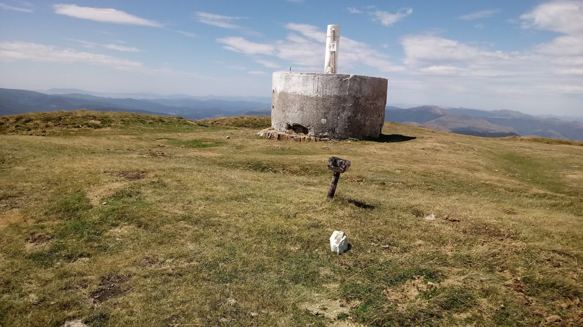 Ortzanzurieta (1567m) erpin geodesikoa