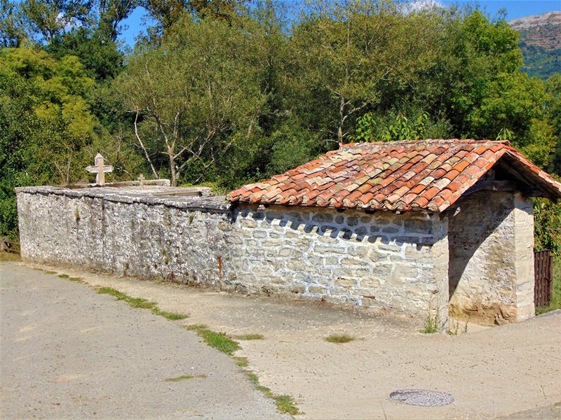 Santa Ana Ermita Sendanianon