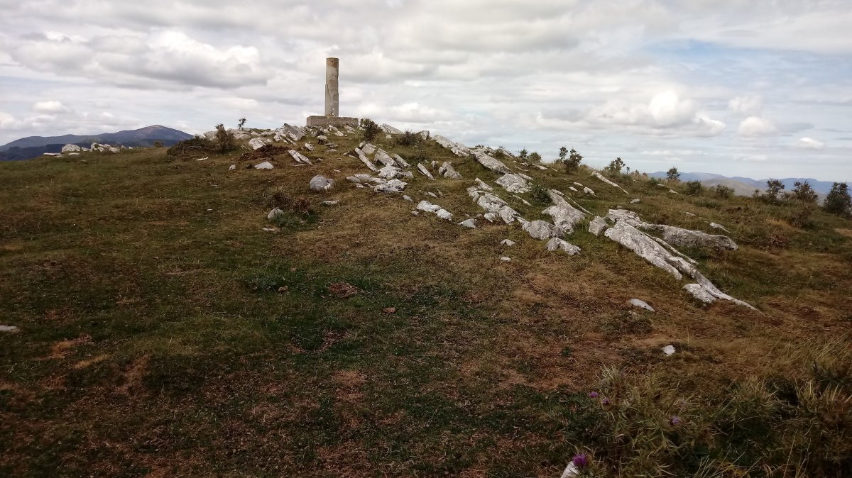 Mendizar (1323m) tontorra