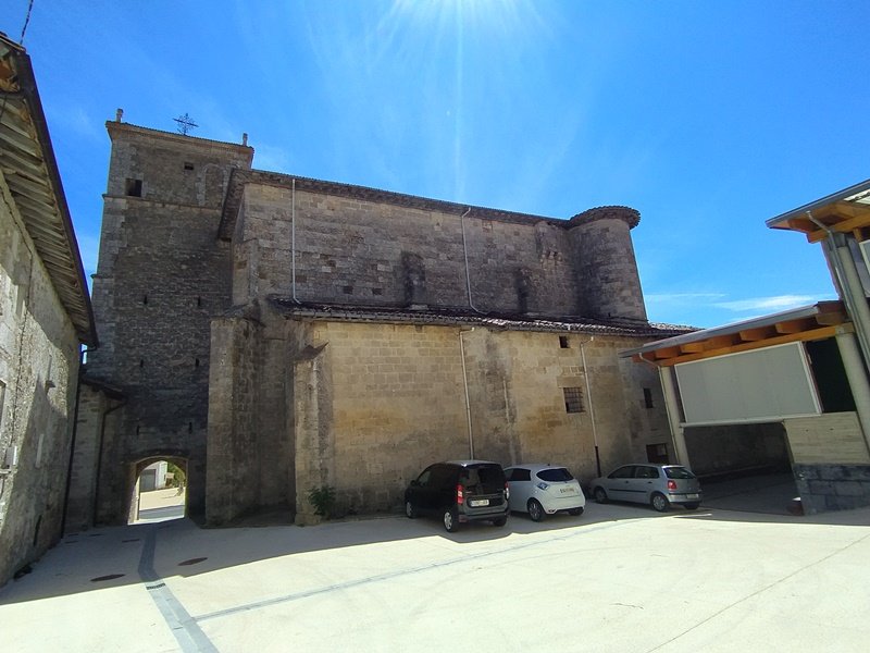 Asuncion de Nuestra Señora Eliza Kontrastan