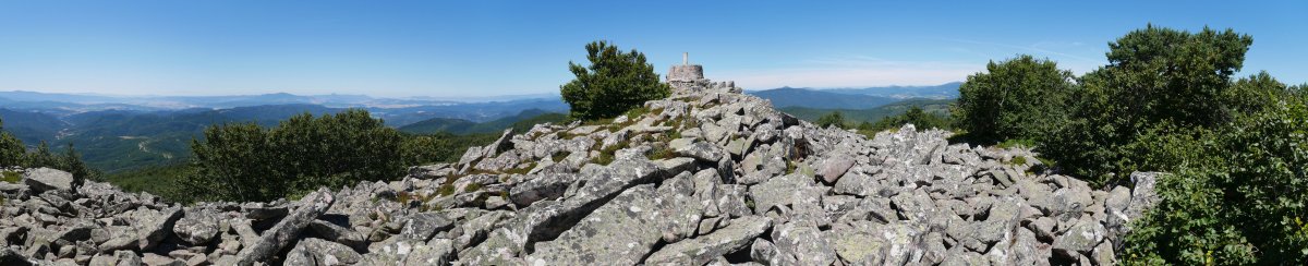 Baigura, tontorraren inguruko panoramika