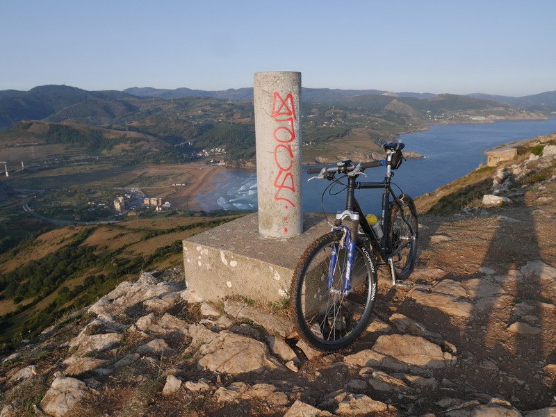 Luzueroko tontorrean