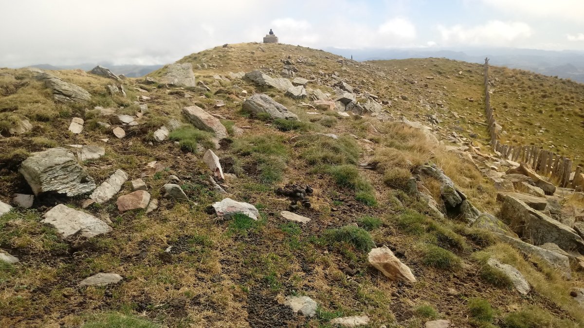 Adi (1457m) tontorra