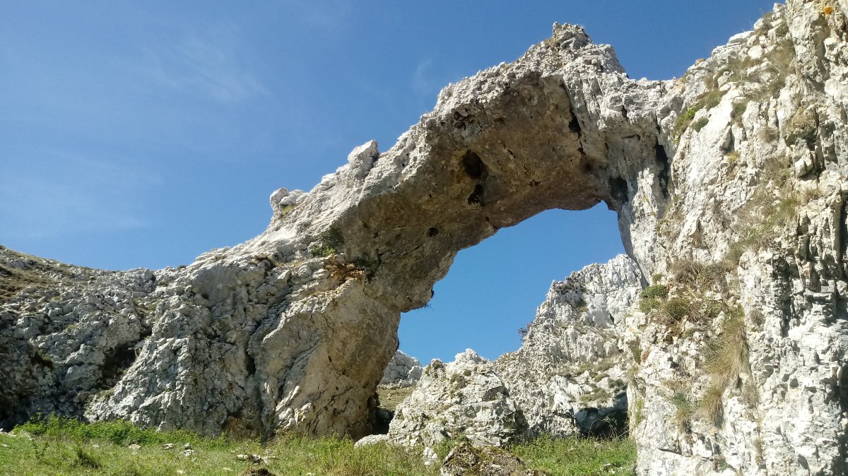 Portupekoleze haitzuloa