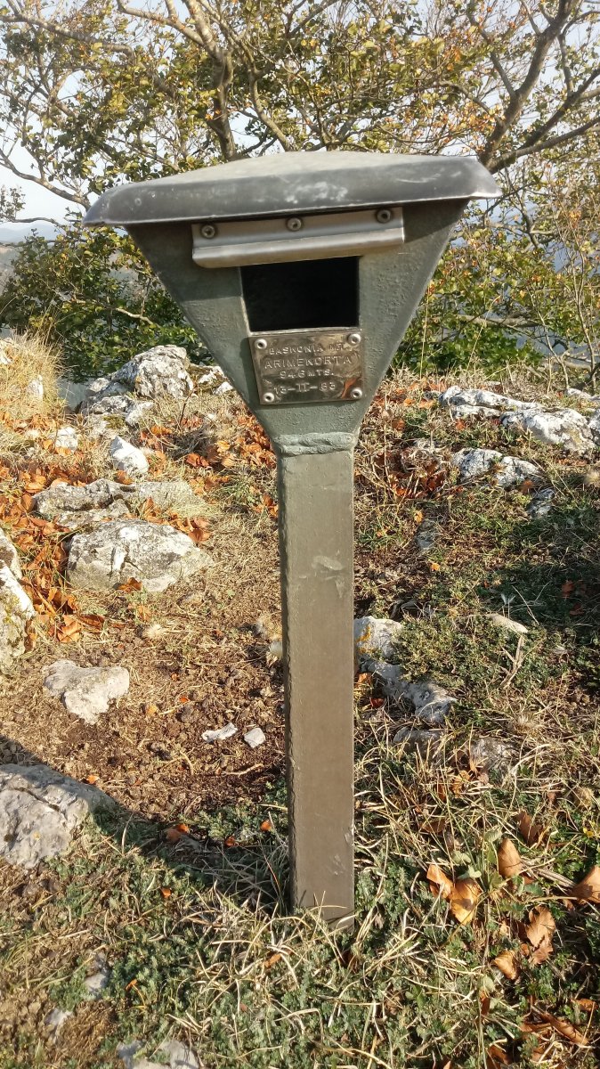 Arimekorta (939m) postontzia