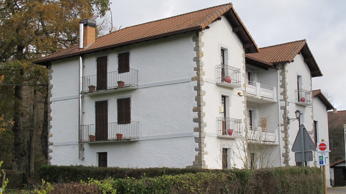 Sasturain etxea, Jauntsarats-Basaburua