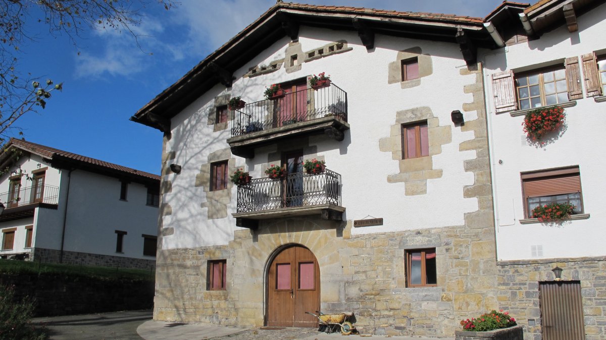 Etxeberria etxea, Udabe-Basaburua