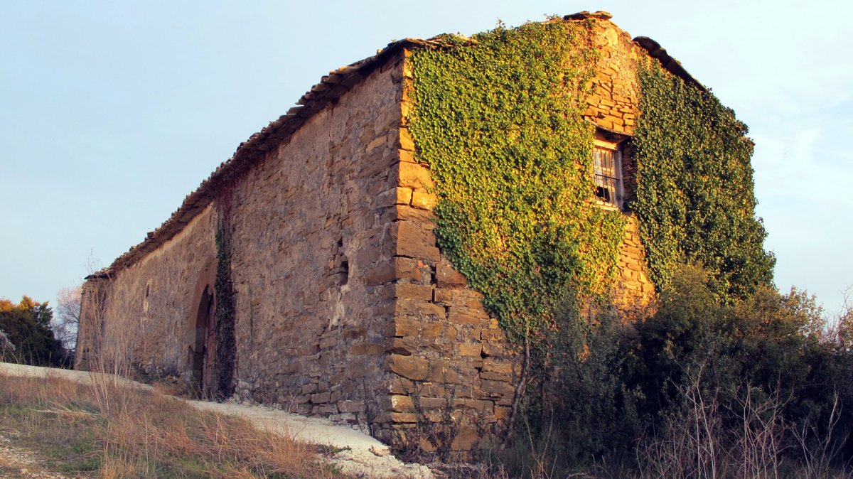 Santa Maria ermita, Esa