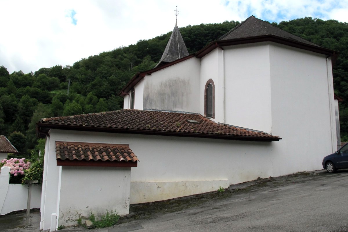 Asuncion eliza, Arnegi