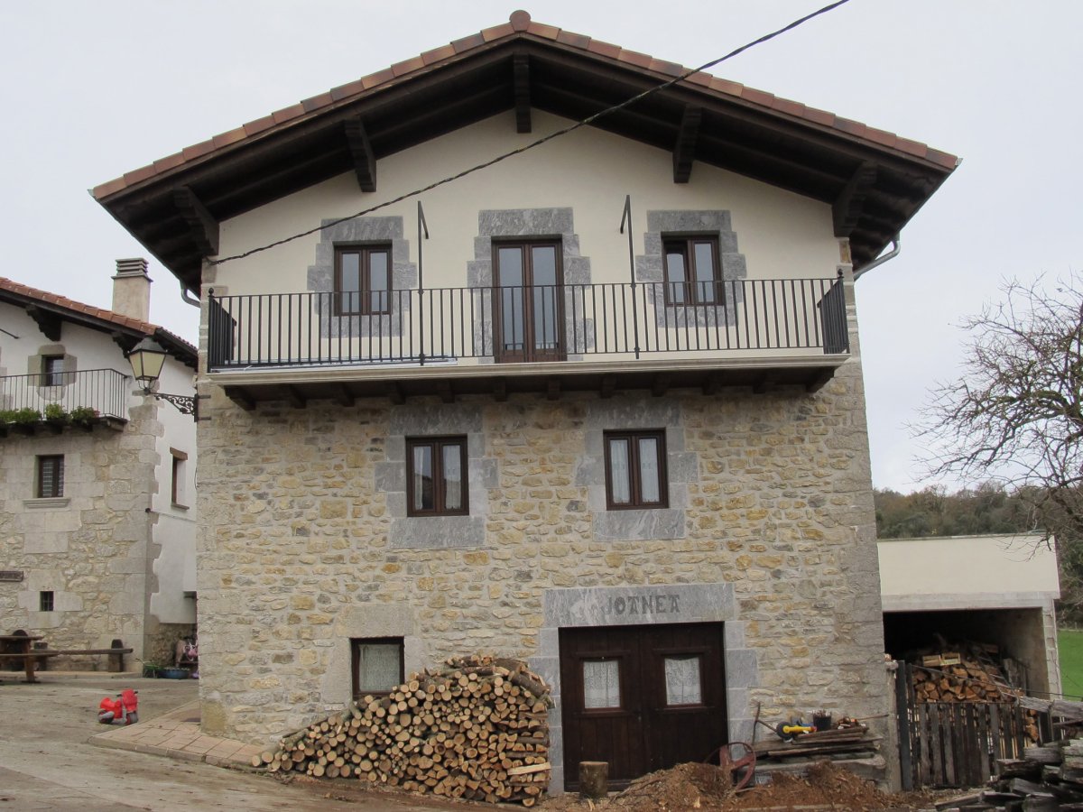 Joanea etxea, Goldaratz-Imotz