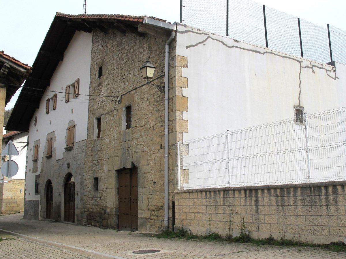 Etxeberriazpikoa etxea, Latasa-Imotz