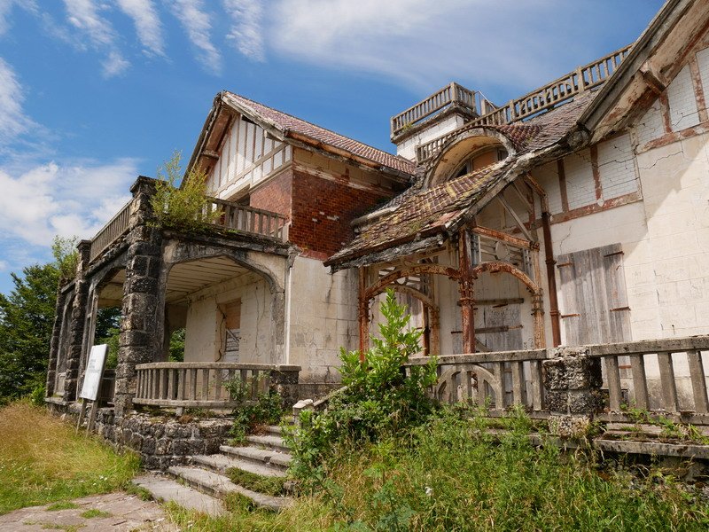 Aizkolegiko jauregia