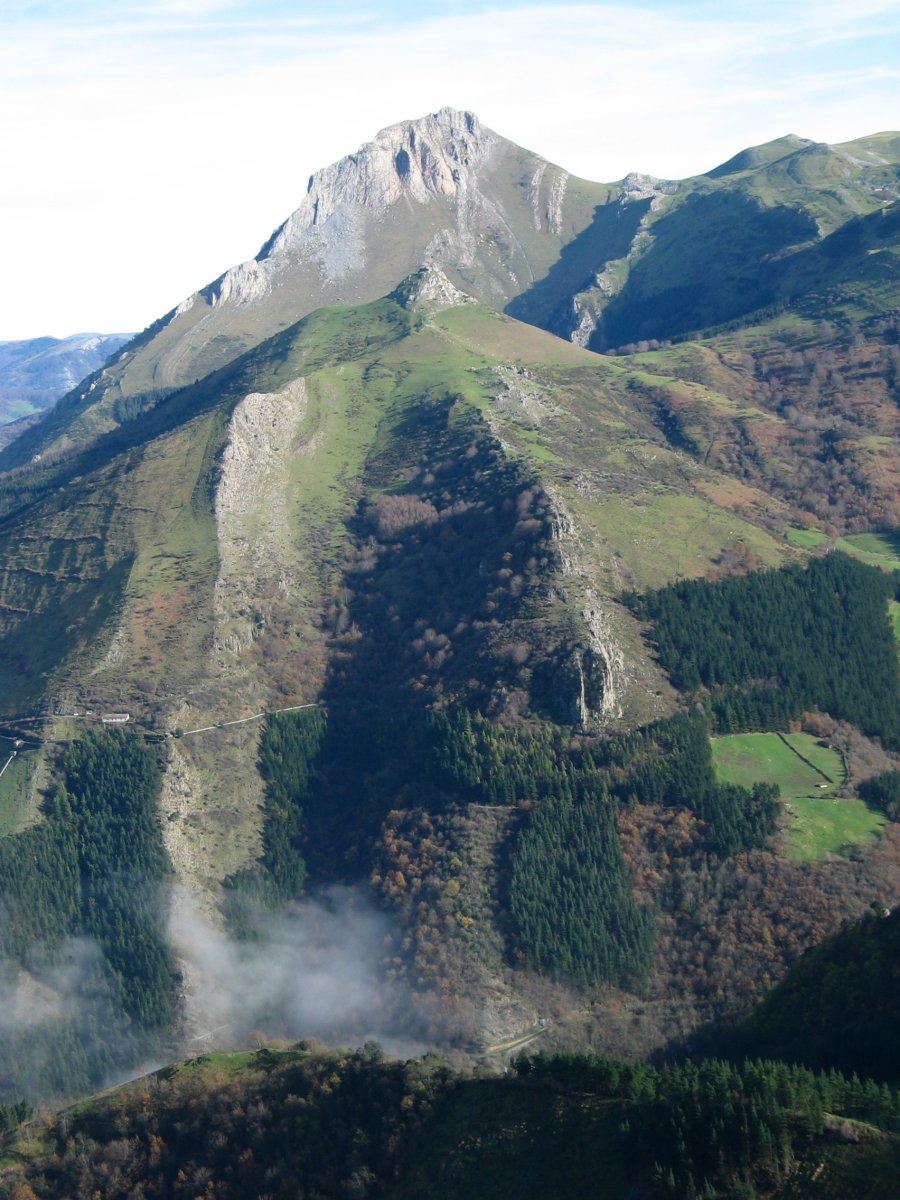 Txindokiren azpian, Intzartzutik