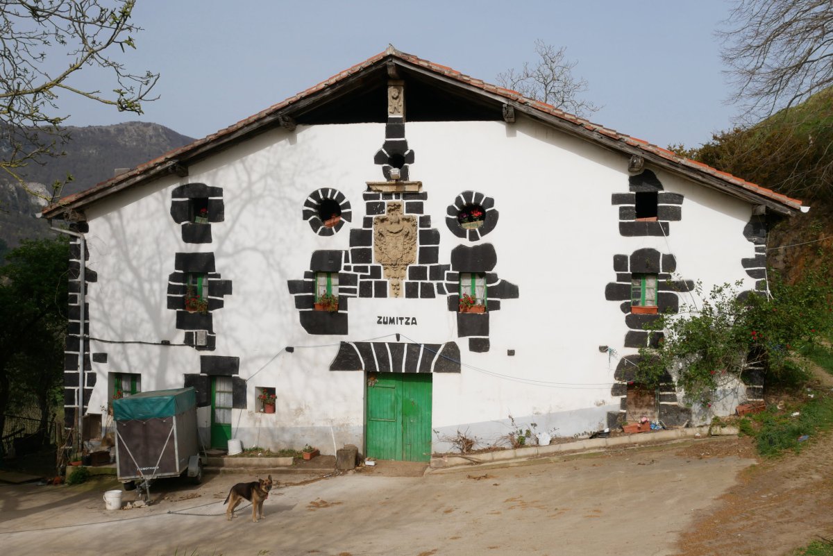Zumitza baserria