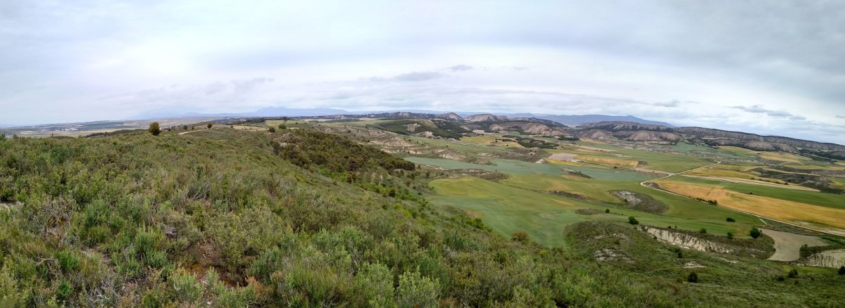 Ikuspegi zabalak gailurretik