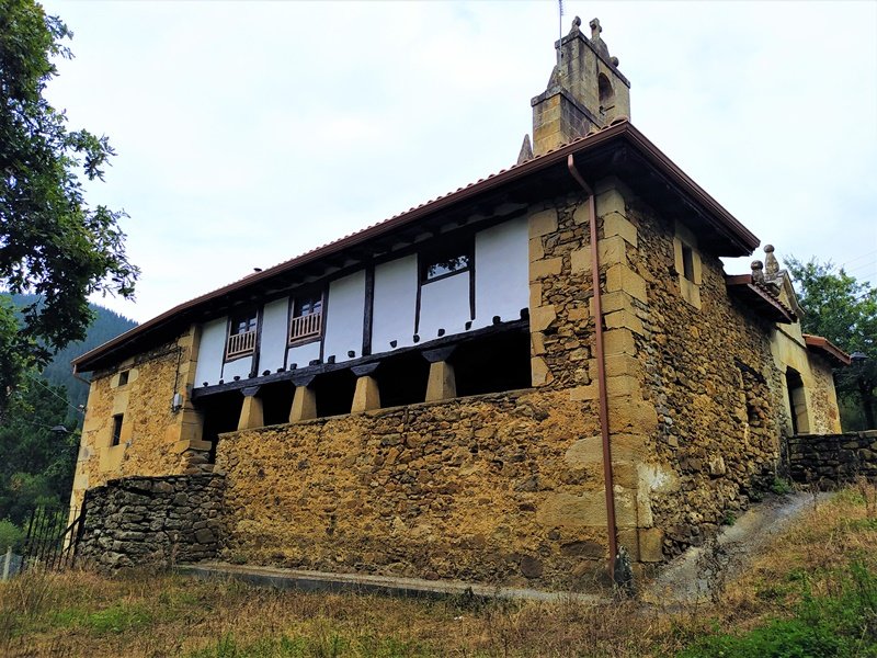 San Isidro Ermita Manzarbeiti Auzoan