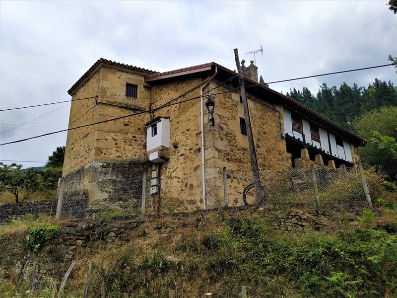 San Isidro Ermita Manzarbeiti Auzoan