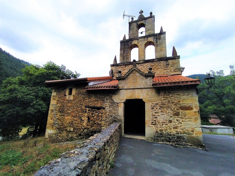 San Isidro Ermita Manzarbeiti Auzoan