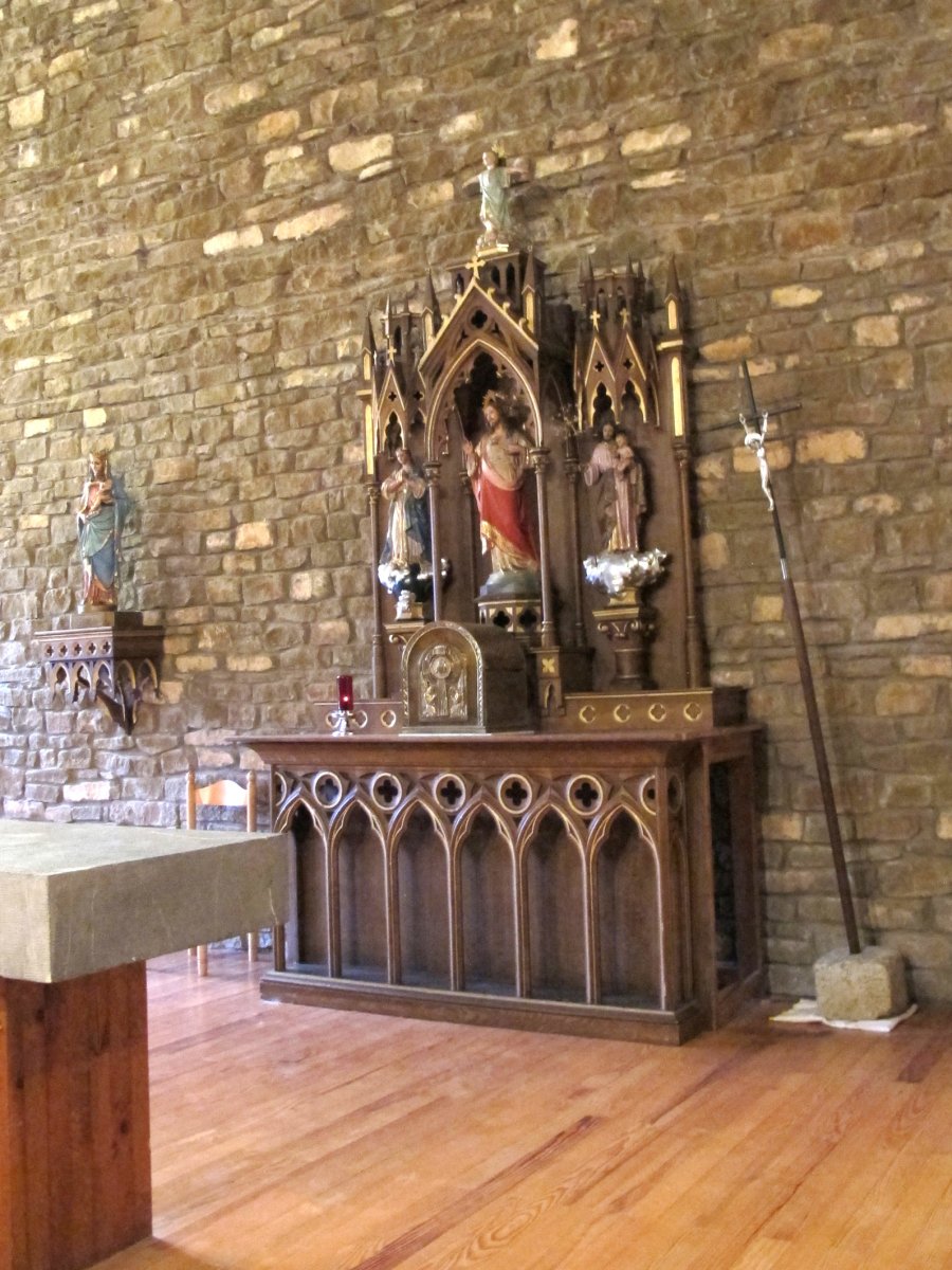 San Isidro eliza, Kaseda