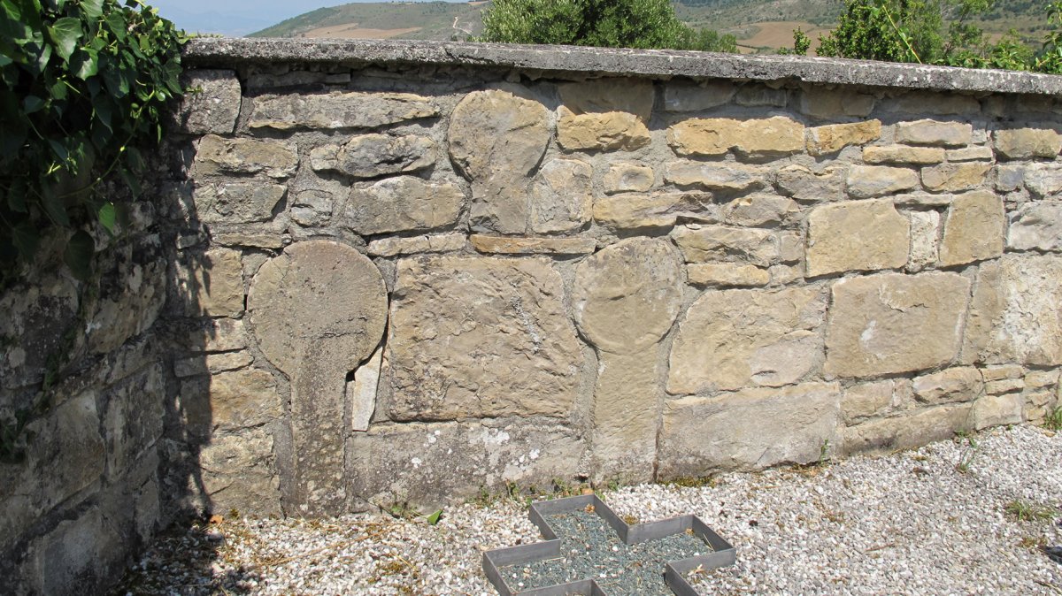 3 hilarri hilerrian, Lakidain-Aranguren