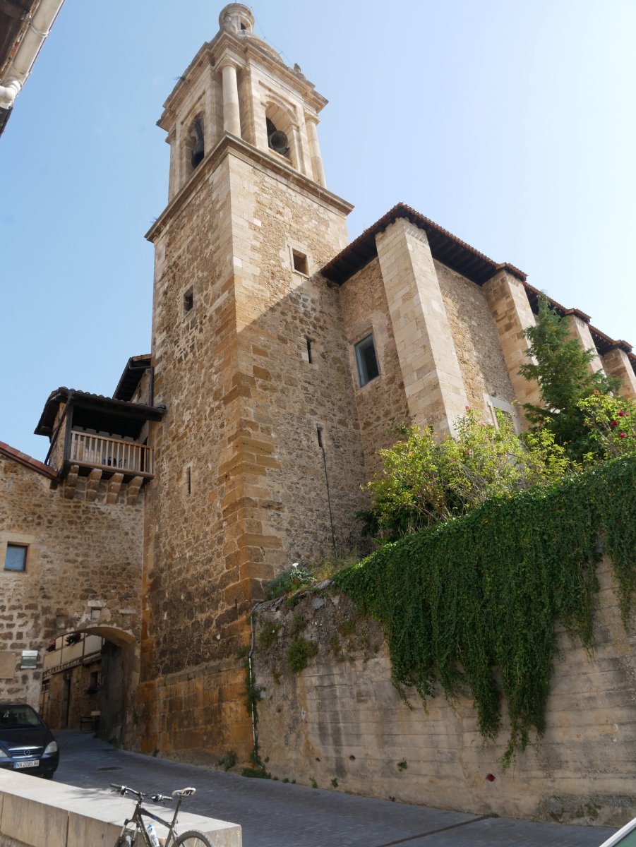 Eliza eta Kale Nagusiko sarrera, Antoñana