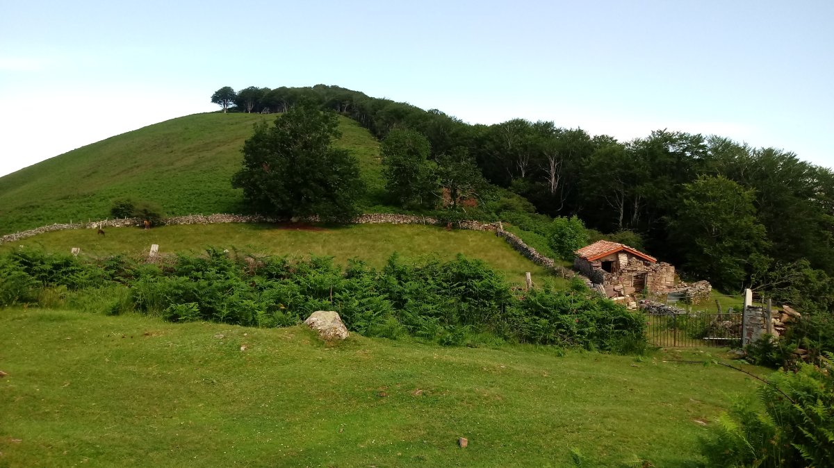 Burga (872m) ekialdetik