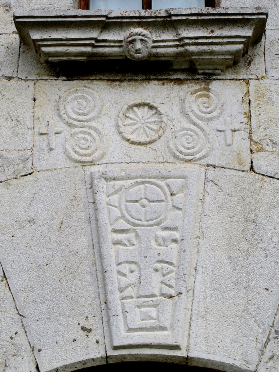 Bortanea etxeko klabea, Alli-Larraun