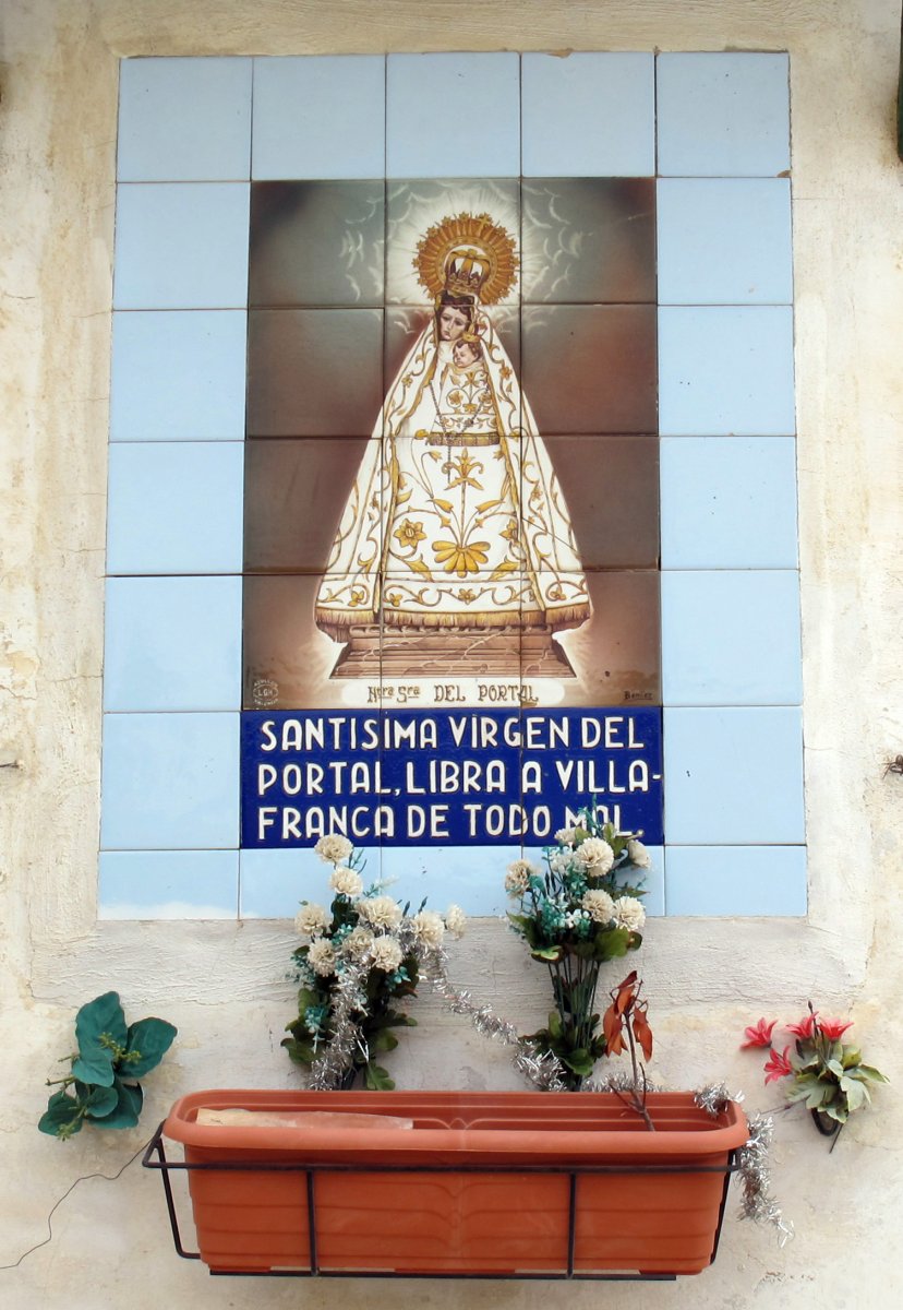 El Portal eliza, Alesbes