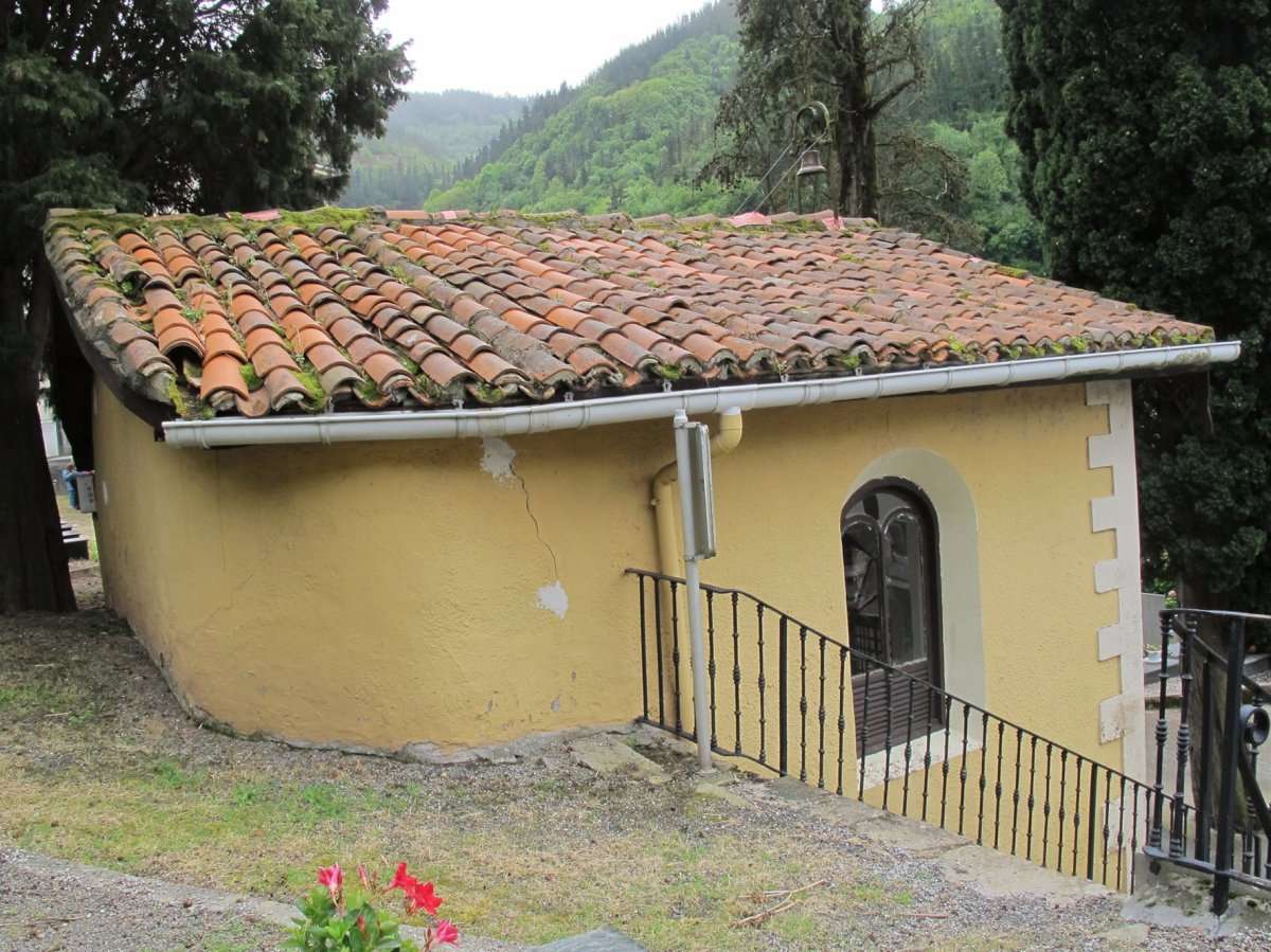 Ermita hilerrian, Soraluze