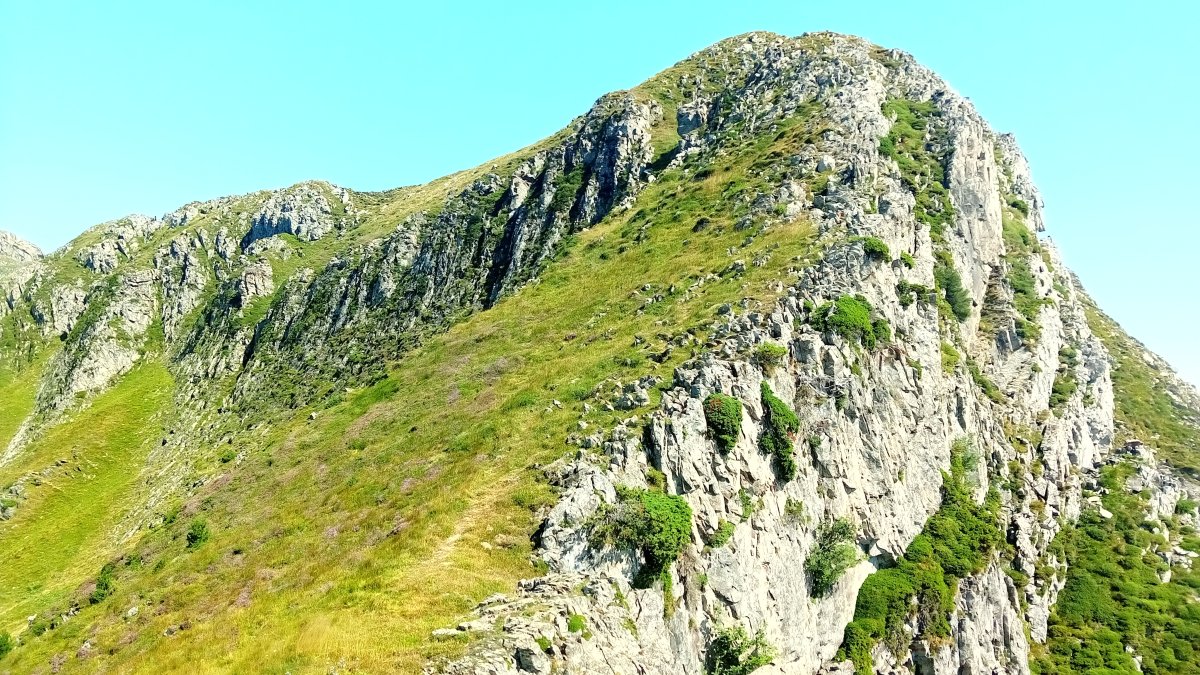 Keleta (1906m) azken metroak