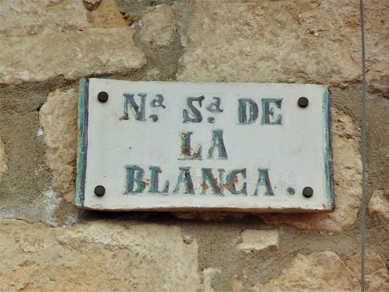 Nuestra Señora de la Blanca Ermita Larraonan