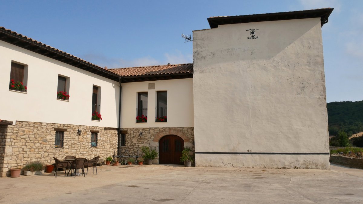 Etxea eta frontoia, Muniain Gesalatz