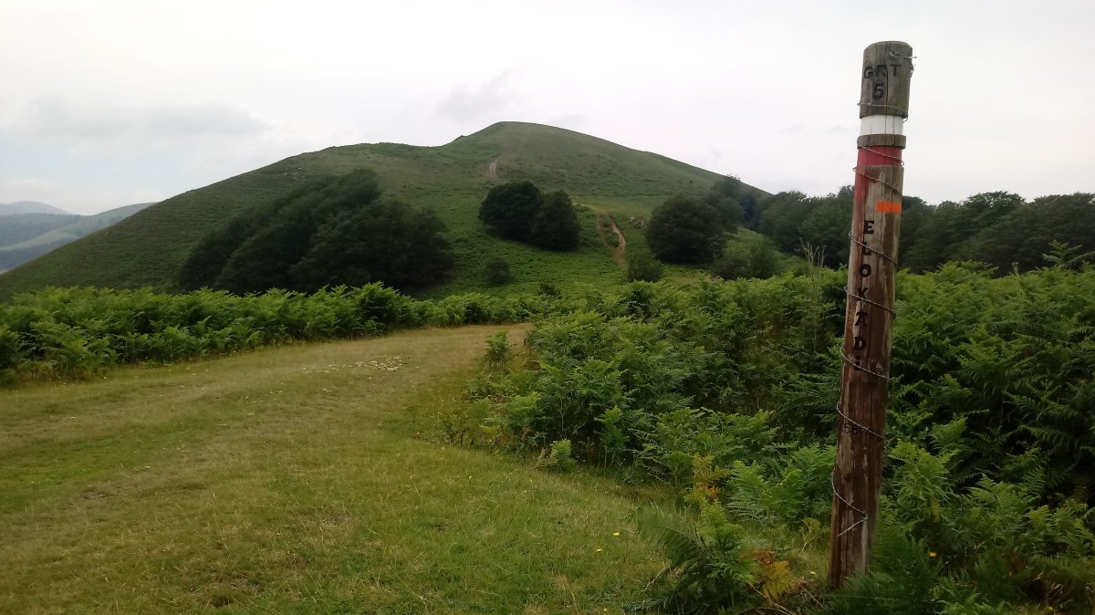 Zarkindegi (864m) Elokadiko lepotik