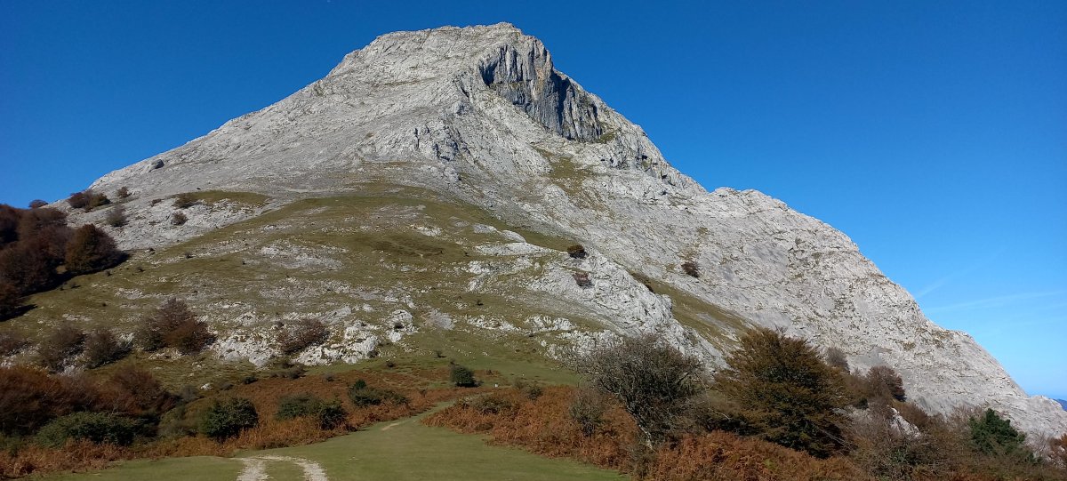 Anboto (1331m) Zabalaunditik