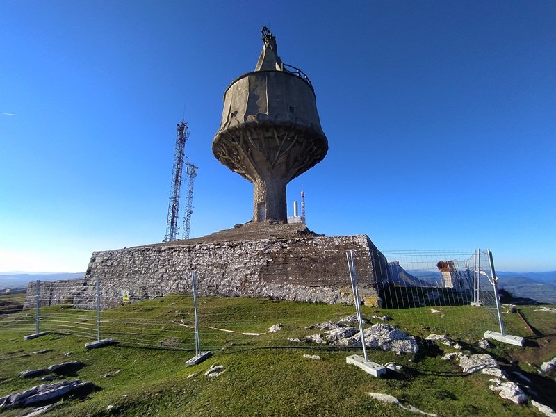Haitzpeako Ama Birjina Ermita Urduñan