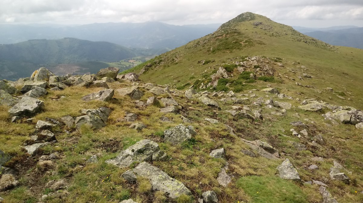 Abartan (1095m) gainaldea