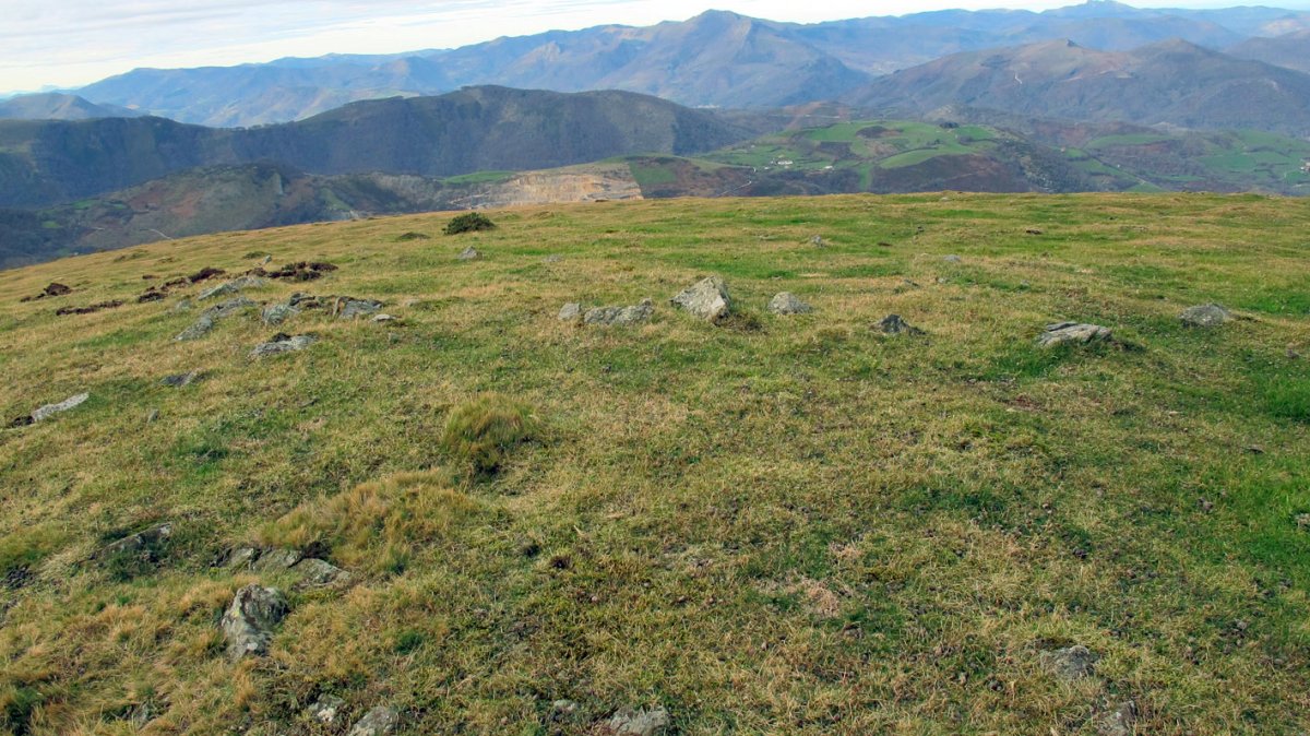 Elorregi harrespila, Berroeta-Baztan