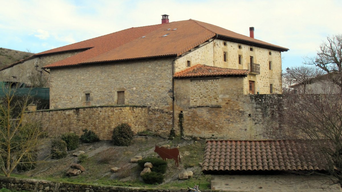 Etxea, Arriola-Asparrena