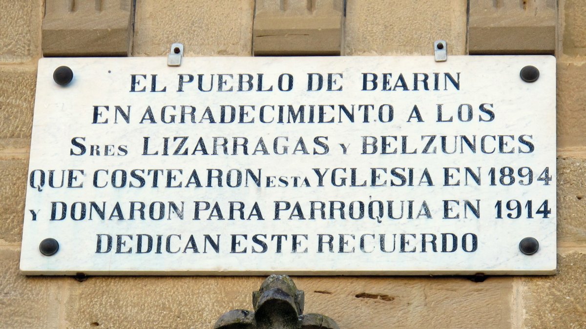 Inmaculada Concepción eliza, Bearin-Deierri