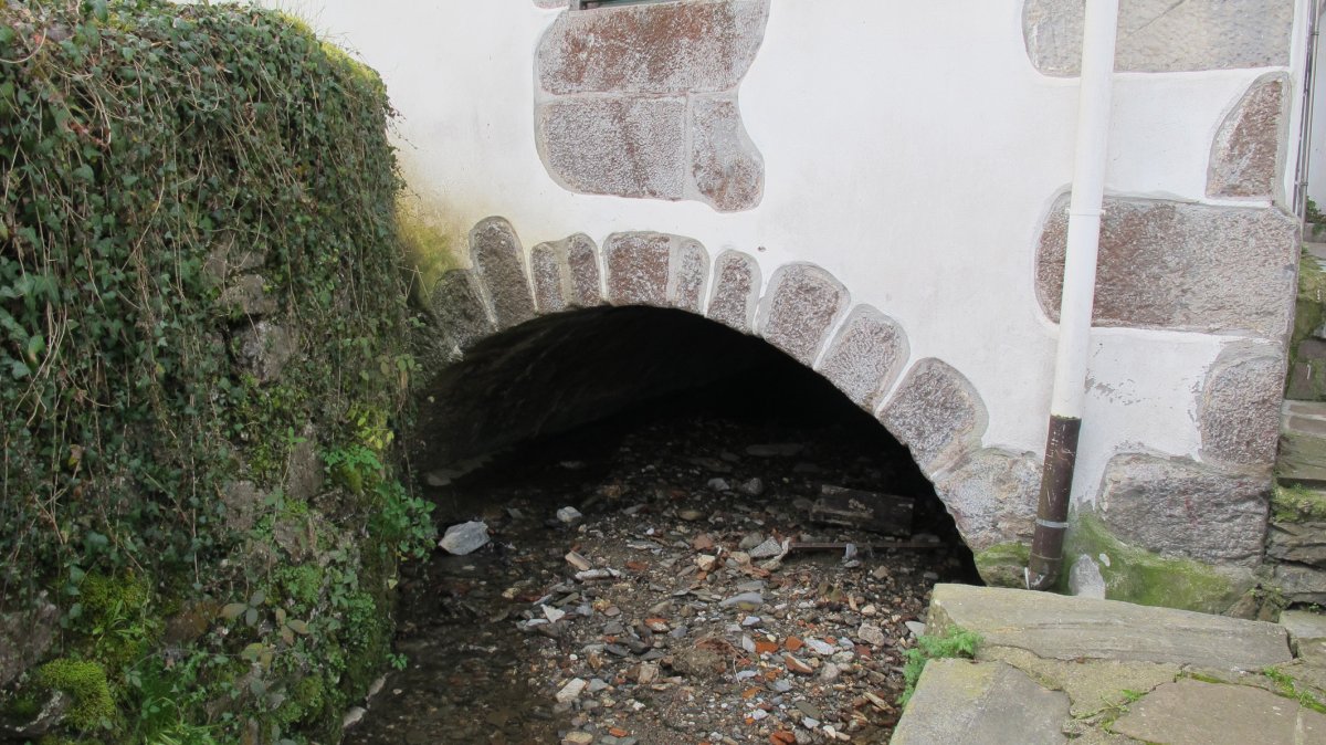 Erdikoerrota, Lesaka