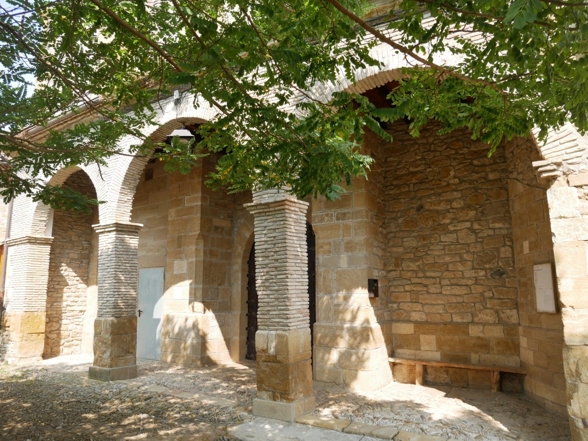 San Migel eliza, Jaitz