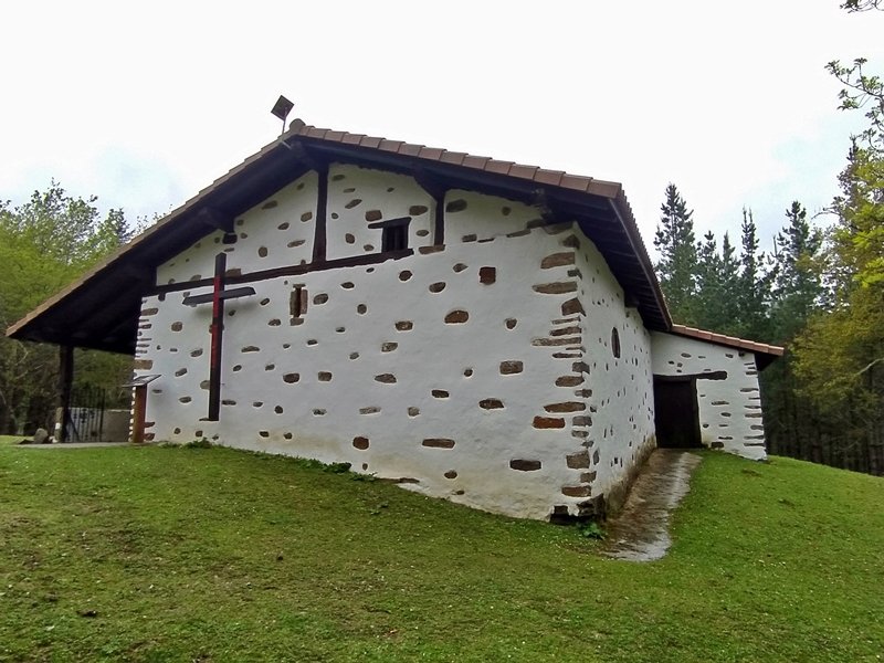 Agata Deunaren Ermita Zeanurin