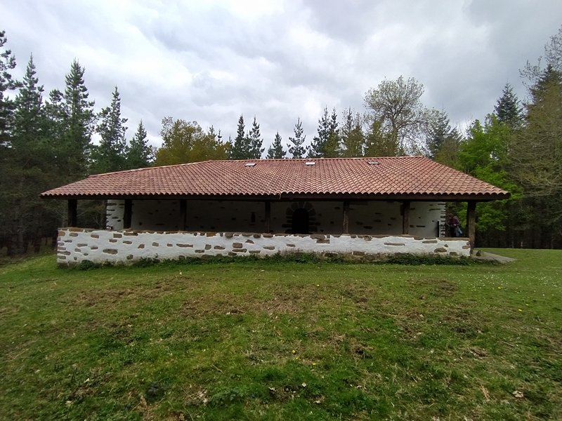 Agata Deunaren Ermita Zeanurin