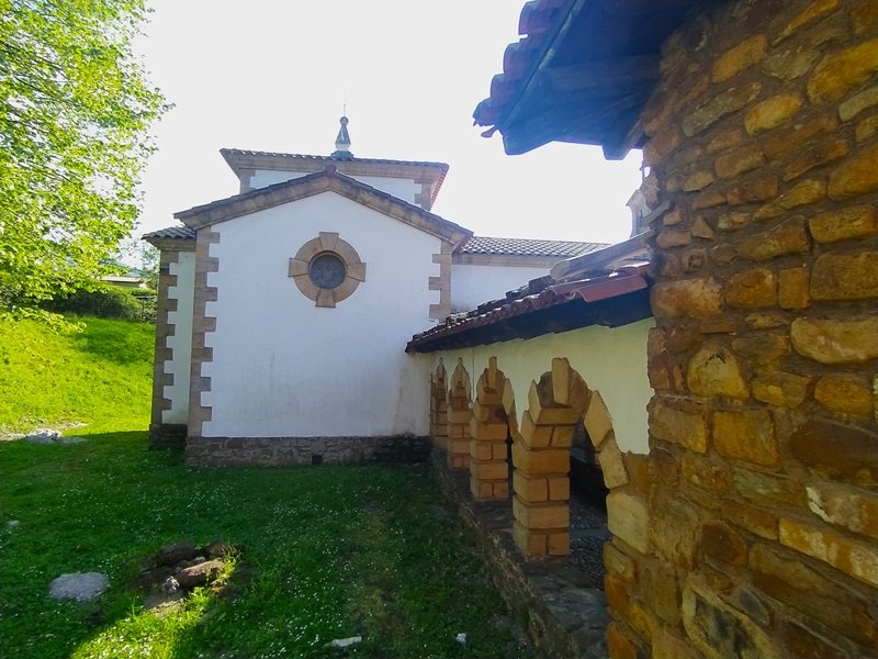 Santa Krutz Ermita Legazpin